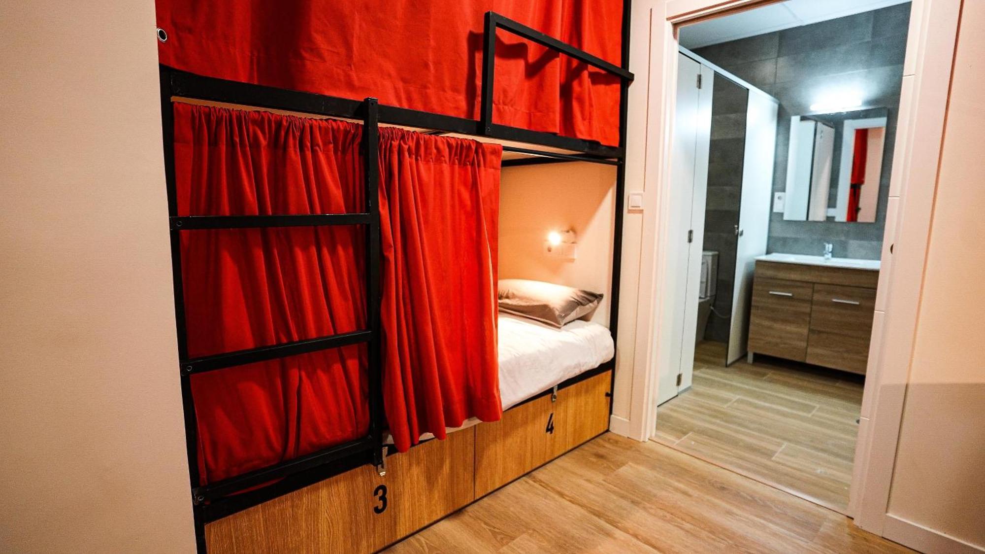 Fit Hostel Madrid Esterno foto